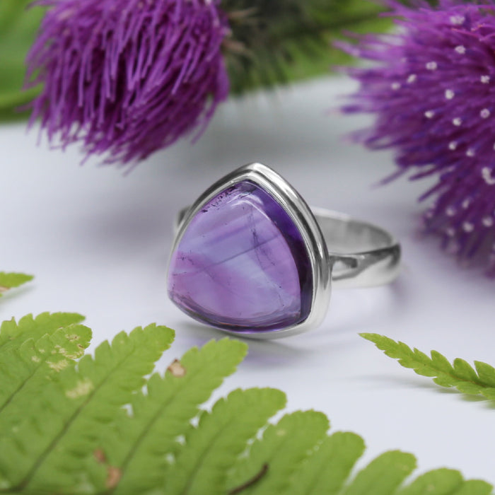 THISTLE - Sterling Silver & Amethyst Ring - US 8