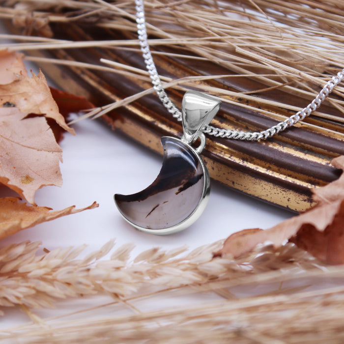 HARVEST MOON - Sterling Silver & Montana Agate Necklace