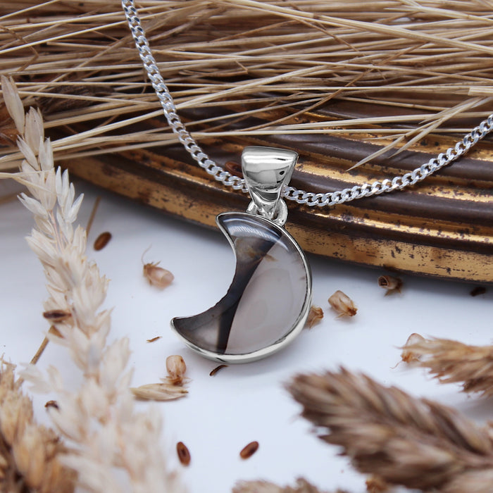 HARVEST MOON - Sterling Silver & Montana Agate Necklace