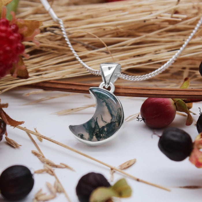 WOODLAND ECLIPSE - Sterling Silver & Moss Agate Necklace