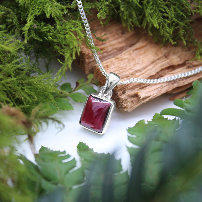 AMANITA - Sterling Silver & Garnet Necklace