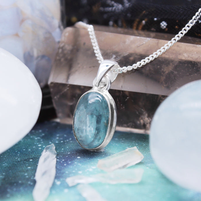 OASIS - Sterling Silver & Aqua Kyanite Necklace