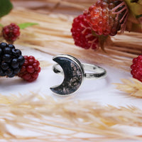 WOODLAND ECLIPSE - Sterling Silver & Moss Agate Ring - US 11