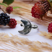 WOODLAND ECLIPSE - Sterling Silver & Moss Agate Ring - US 7