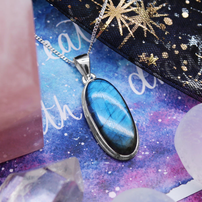 MIDNIGHT SKIES - Sterling Silver & Labradorite Necklace