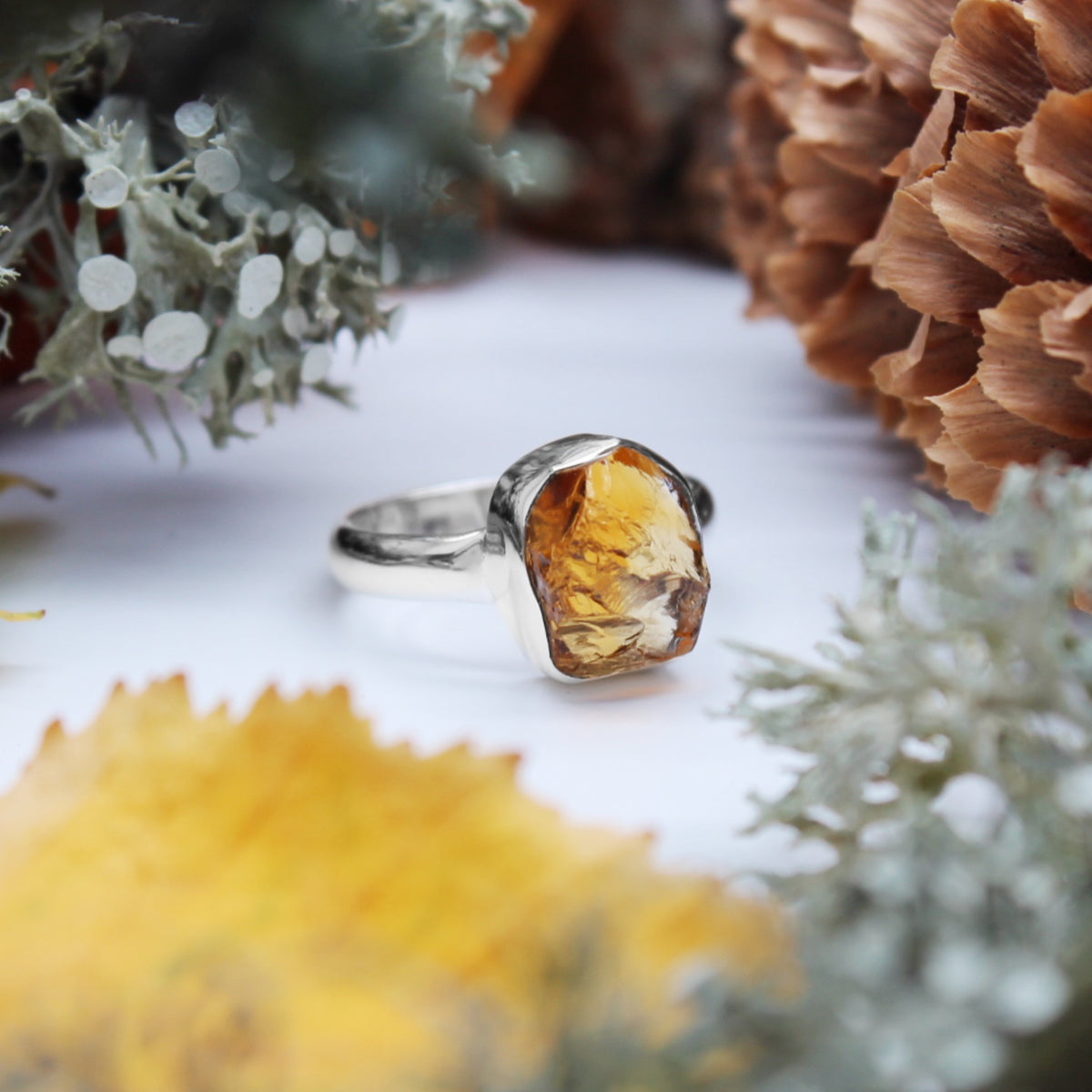 SEPTEMBER SUN - Sterling Silver & Citrine Ring - US 7
